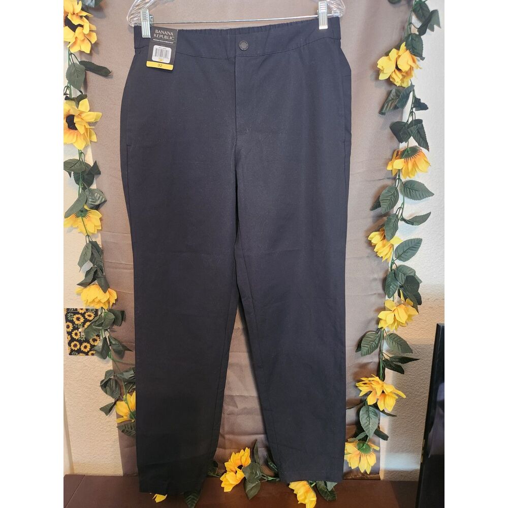NWT Banana Republic Motion Tech Hybrid Pants True Black Joggers Size 32